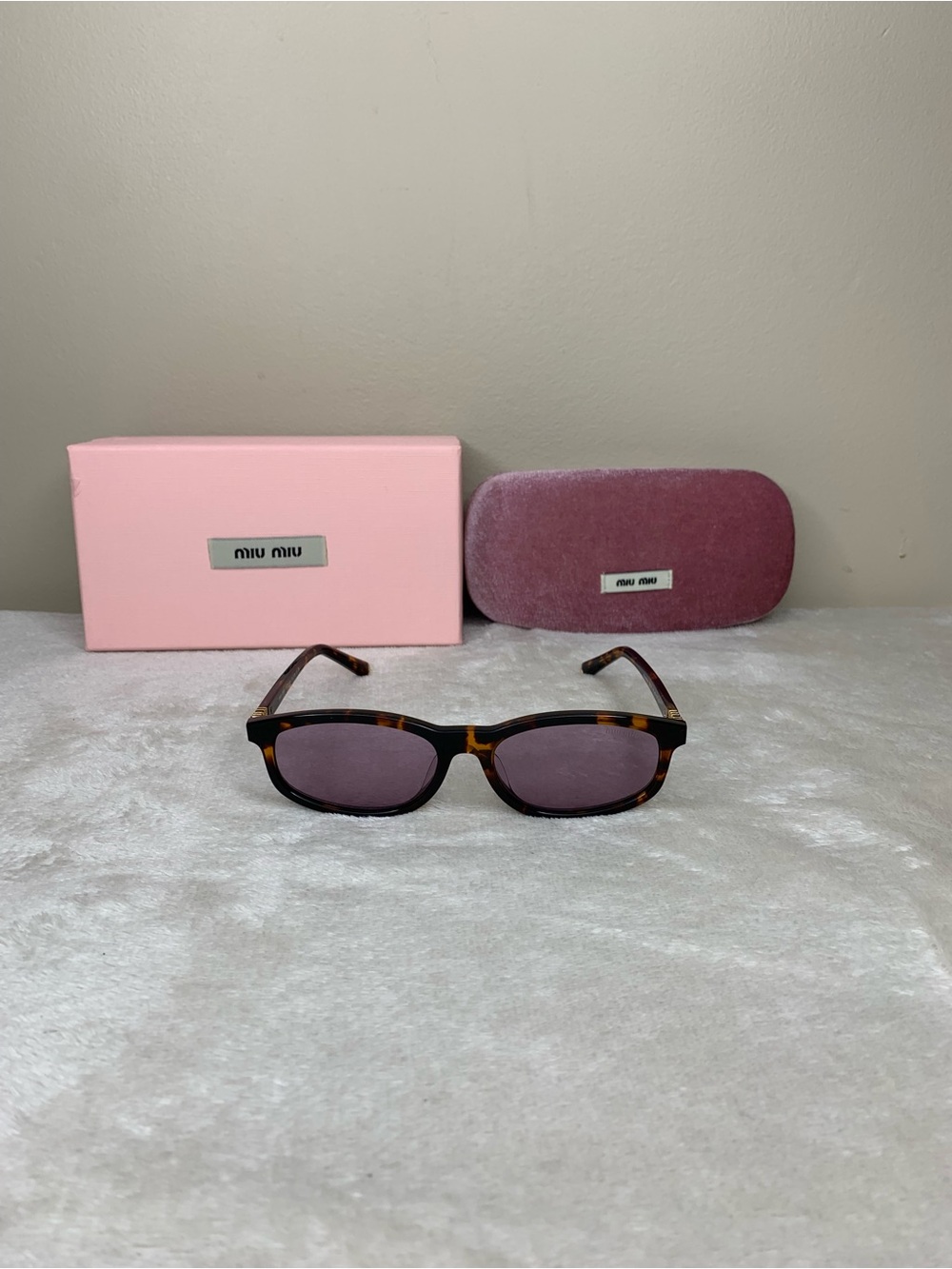 Mint MIU MIU MU A06S 14L4I0 Honey Havana Pink Women's 54 mm Sunglasses